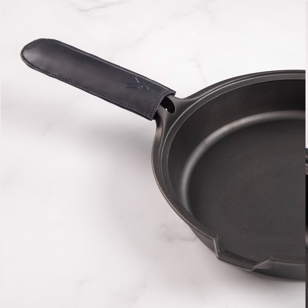 Handle Leather Large SIGNATURE