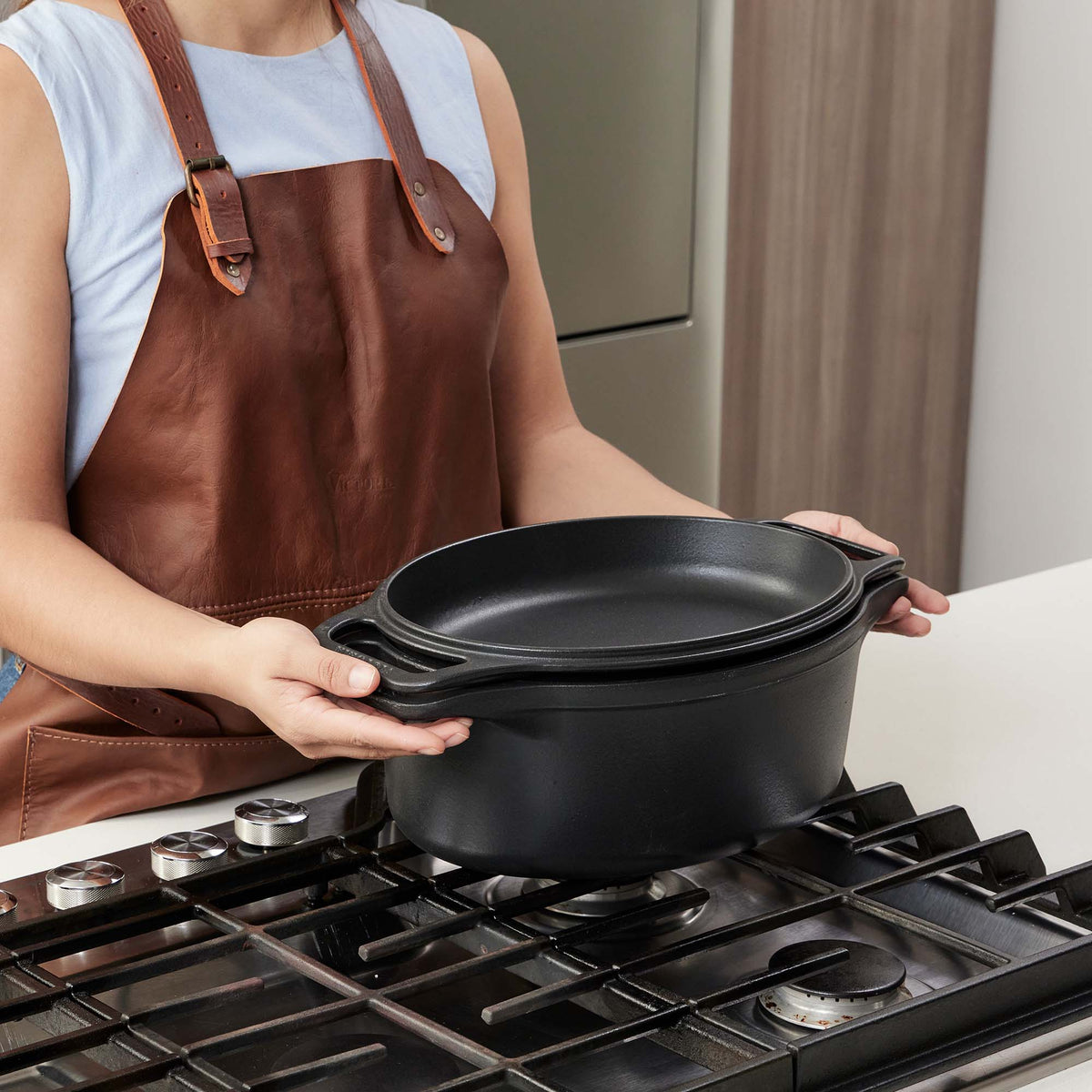 6-Quart Cast Iron Oval Dutch Oven Combo – Bread Baker & Skillet Set