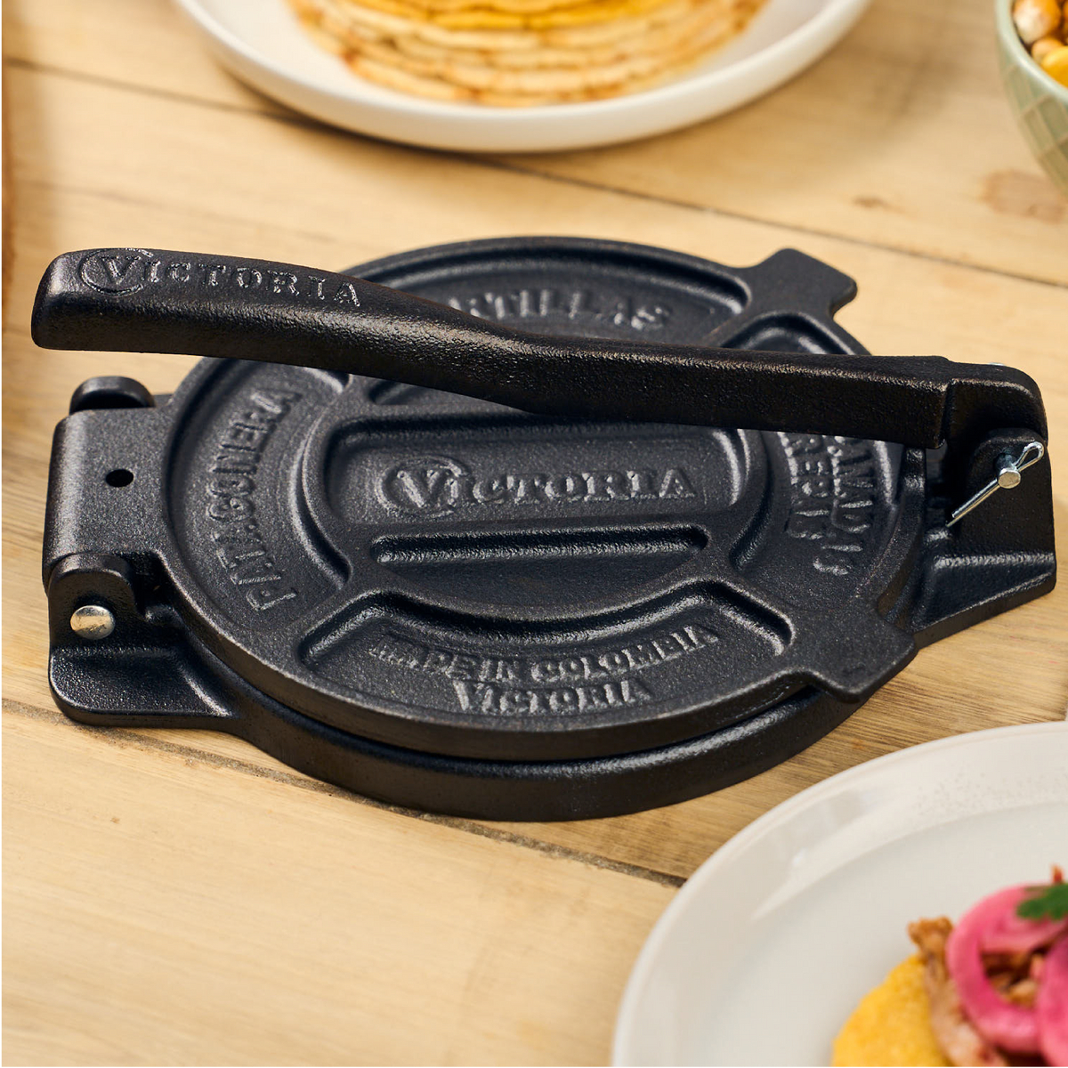 6.5-Inch Tortilla Press and Pataconera Cast Iron