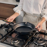 10-Inch Skillet, SIGNATURE Gold