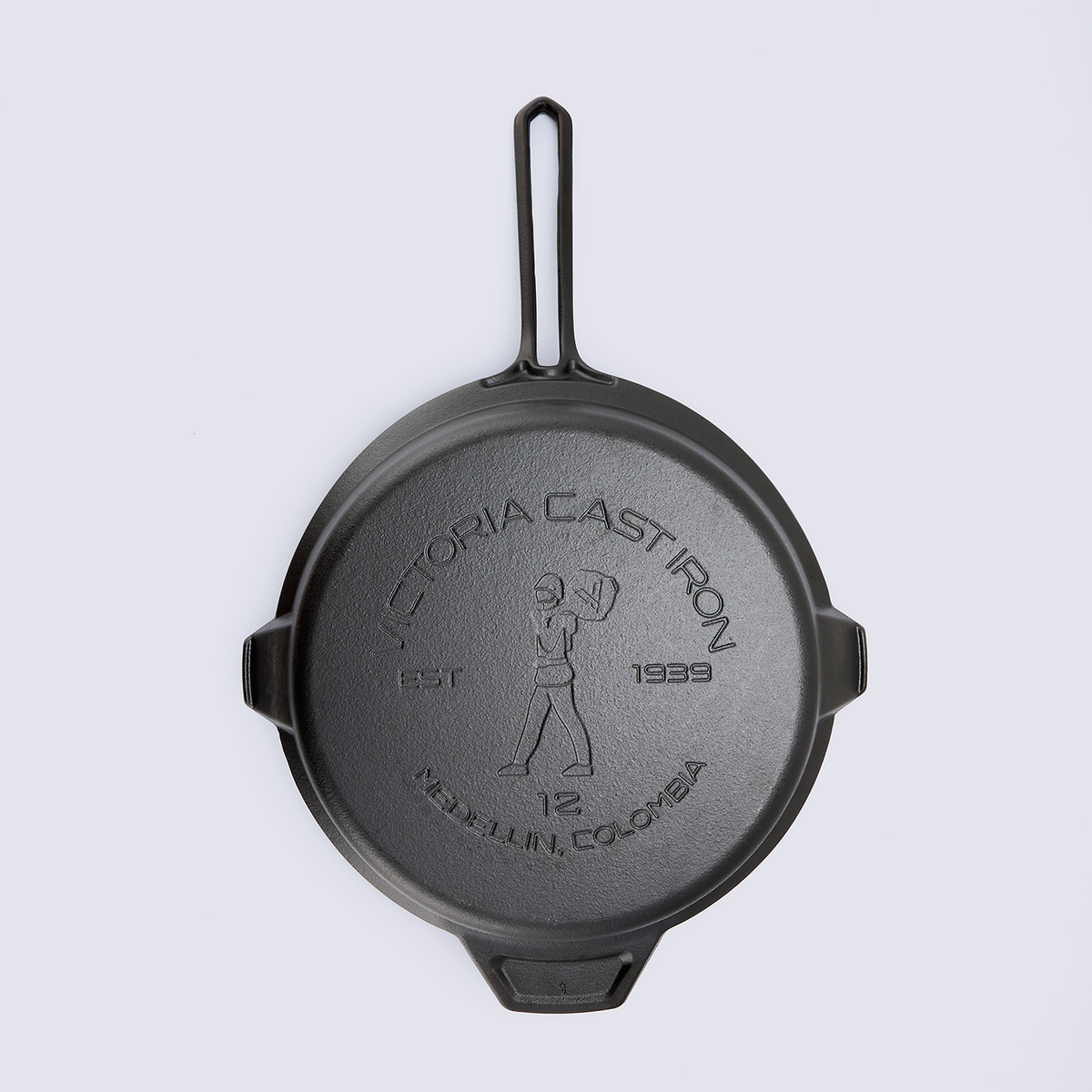 12-Inch Skillet Classic Collection + Leather Handle