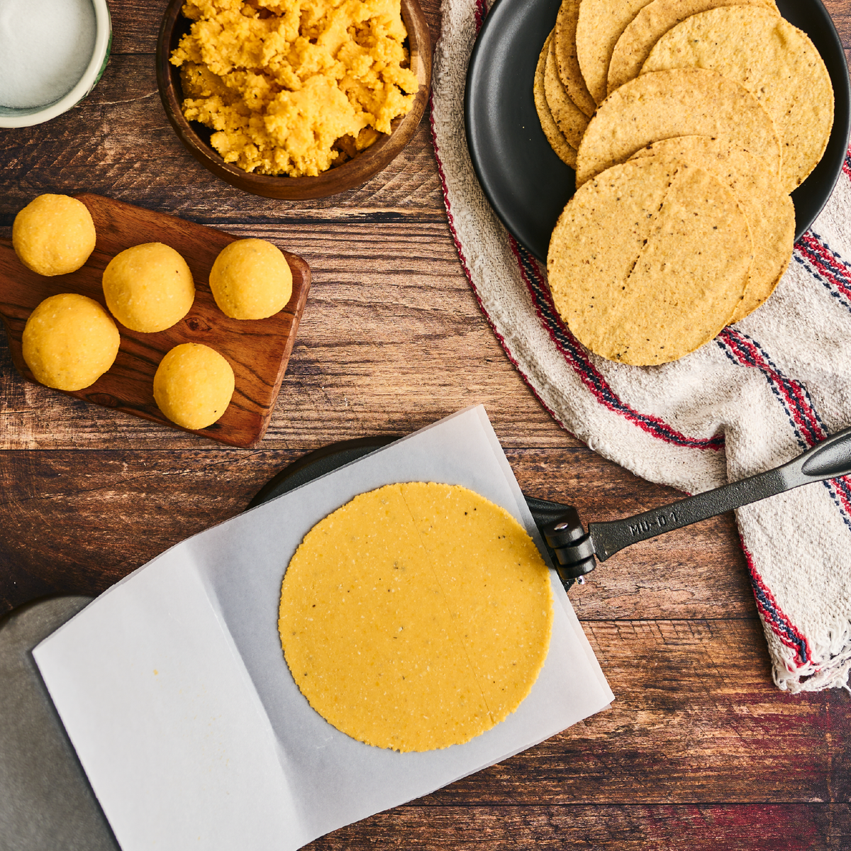 8-Inch Tortilla Press and Pataconera Cast Iron