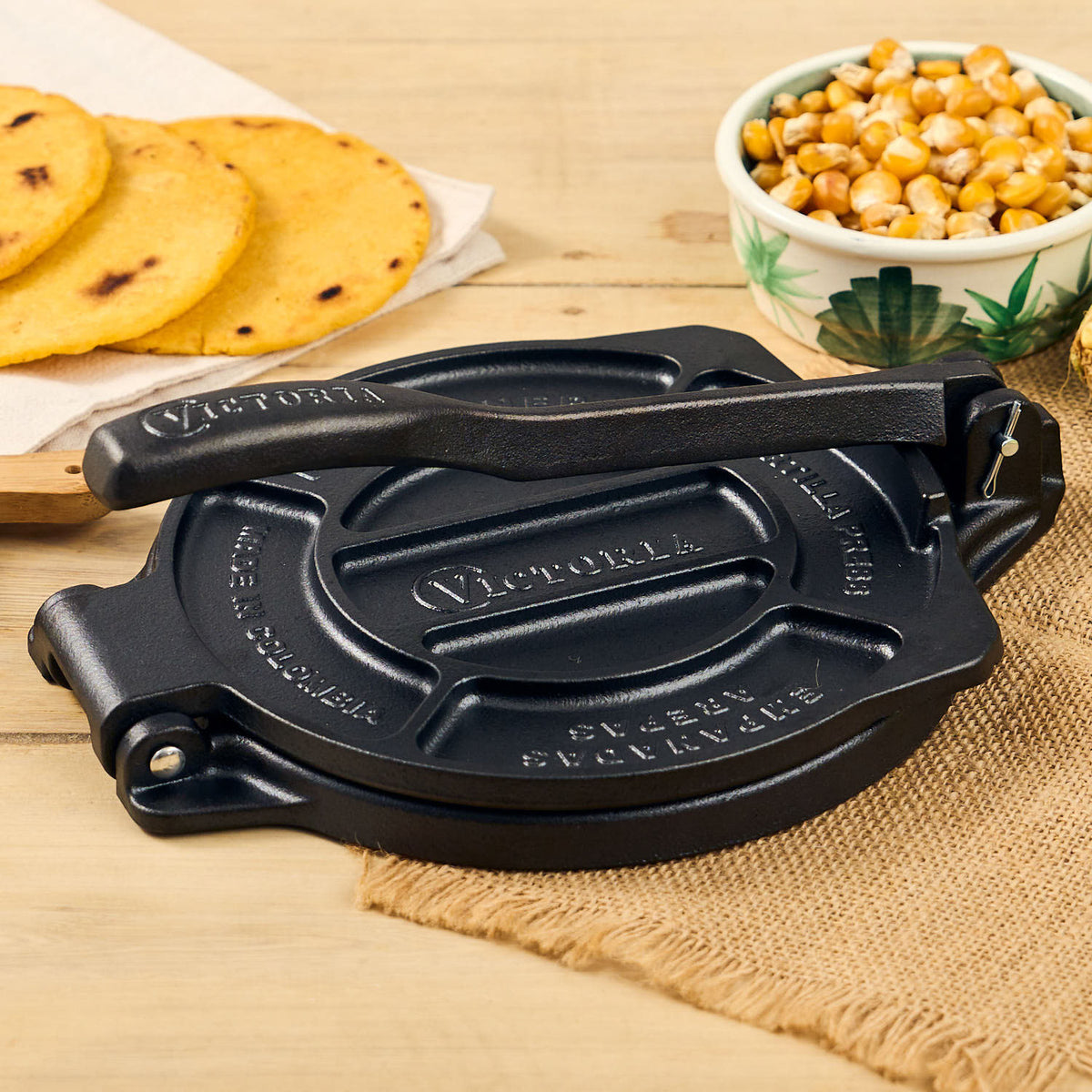 8-Inch Tortilla Press and Pataconera Cast Iron
