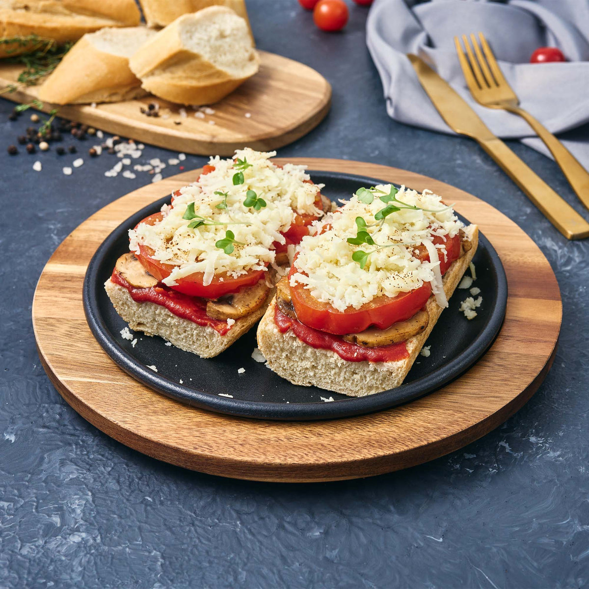 8-Inch Round Cast Iron Serving Plate