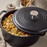 6 QT Cast Iron Dutch Oven with Lid