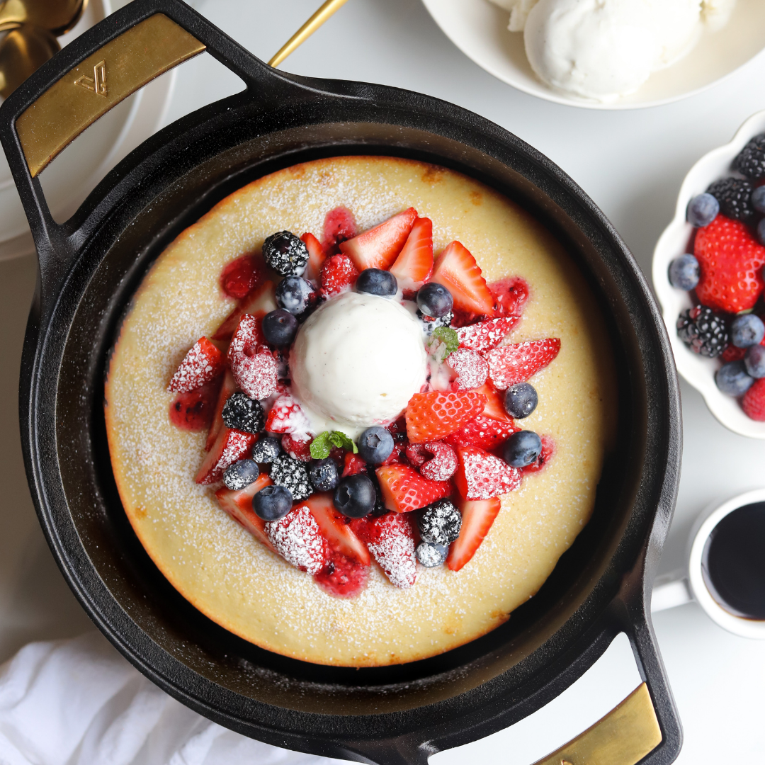 Vanilla Cake with Fresh Berries