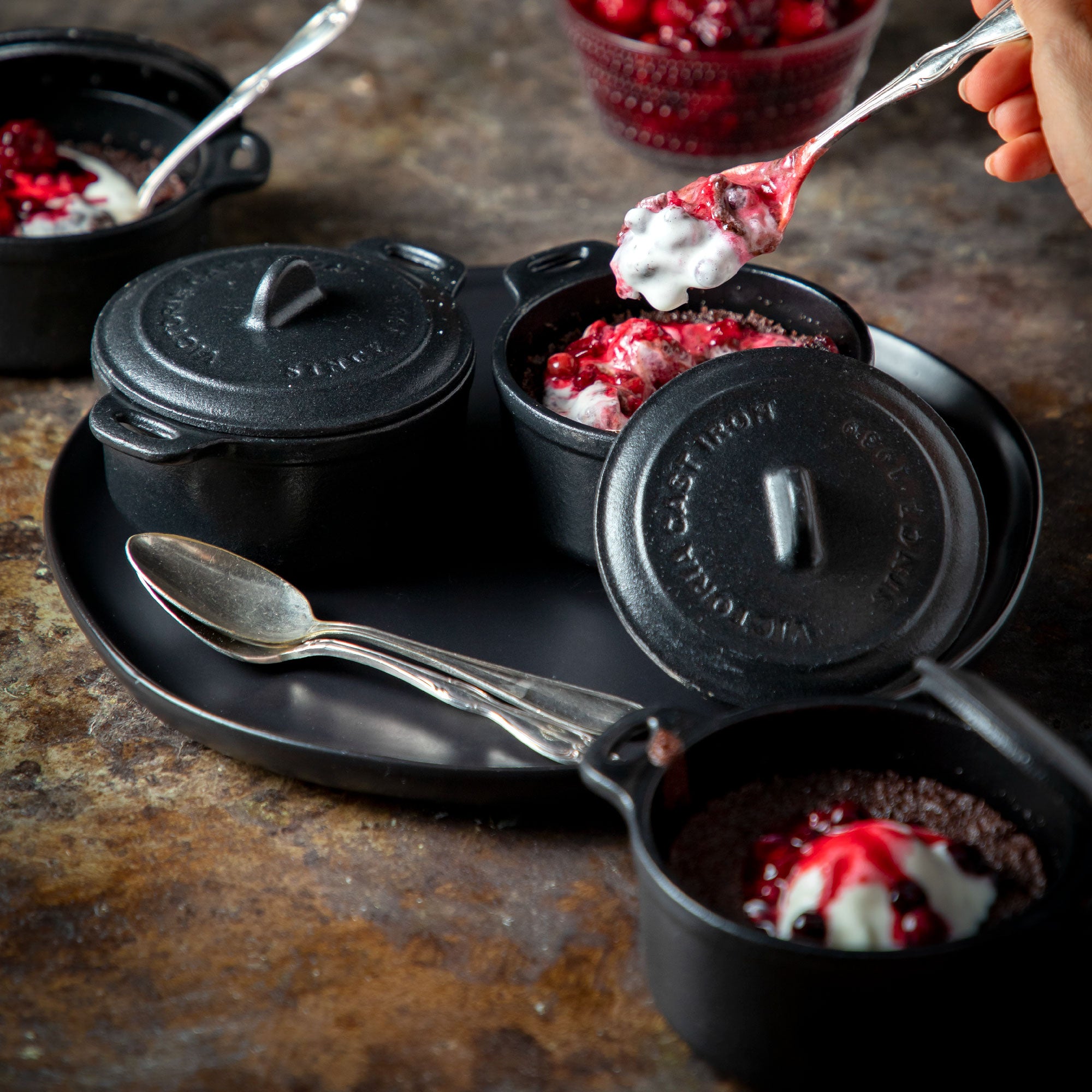 Mini cocotte Cast Iron– Victoria Cookware